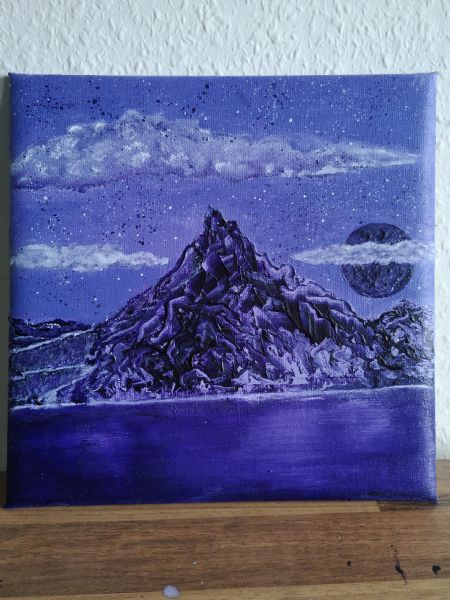 Akryl maleri Purple mountain af Liv Melgaard malet i 2020