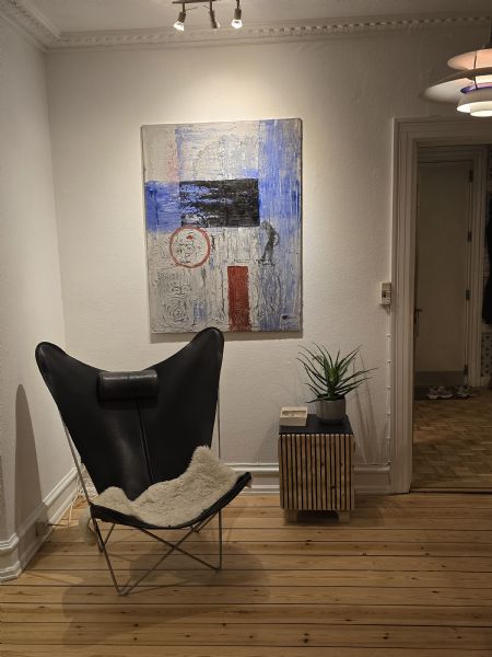 Akryl maleri Rethinking af Freja Ludvigsen malet i 2025