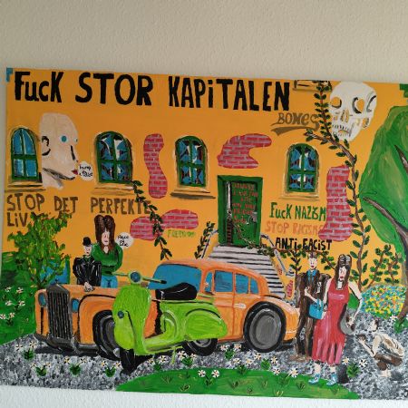 Akryl maleri Fuck stor kapitalen af Jesper Orbesen malet i 2024