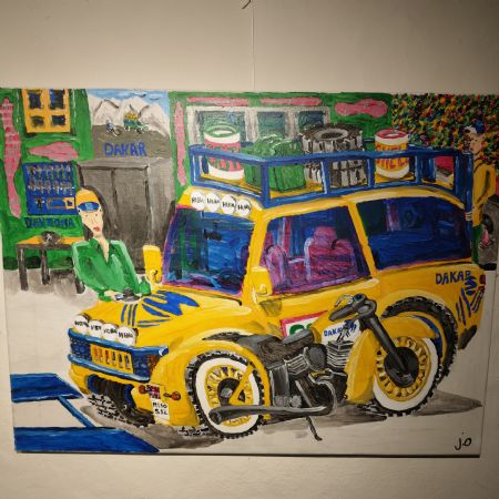 Akryl maleri Gul Dakar bil, gul Dakar motorcykel af Jesper Orbesen malet i 2025