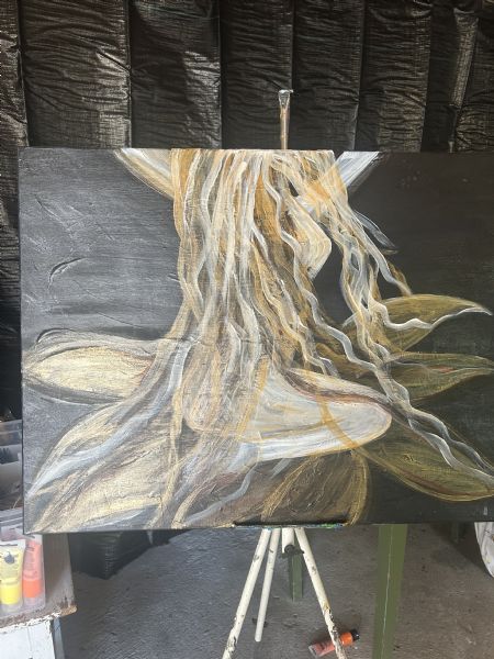 Akryl maleri Kvinde som blomster af Roshanak Art  malet i 2026