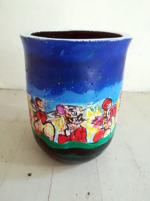  maleri NR. 3914 Krukke Glasfiber beton af Søren Kent malet i 2024