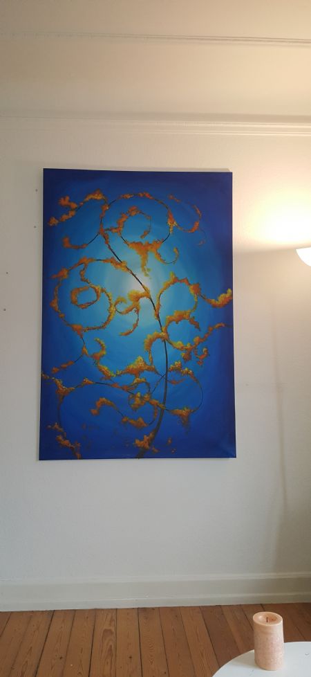 Akryl maleri Orange På Blå af Ditte Nørager Randløv malet i 2018