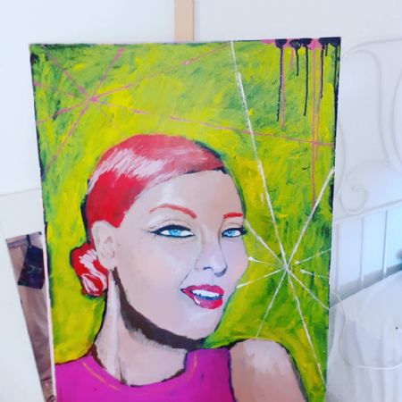Akryl maleri Redheaded woman af rie larsen malet i 2021