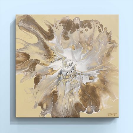 Akryl maleri Neutral flower af Tanja Kjær Thorup malet i 2022