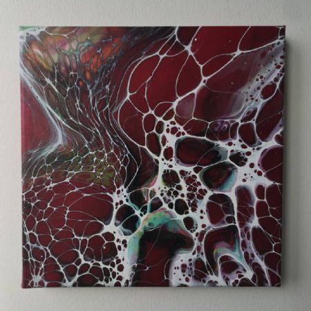 Akryl maleri Red Web vol 2 af Liv Melgaard malet i 2021
