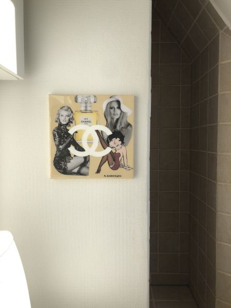 Blandede medier maleri Fan pop art - epoxy resin af Anita majbrit Andersen malet i 2022